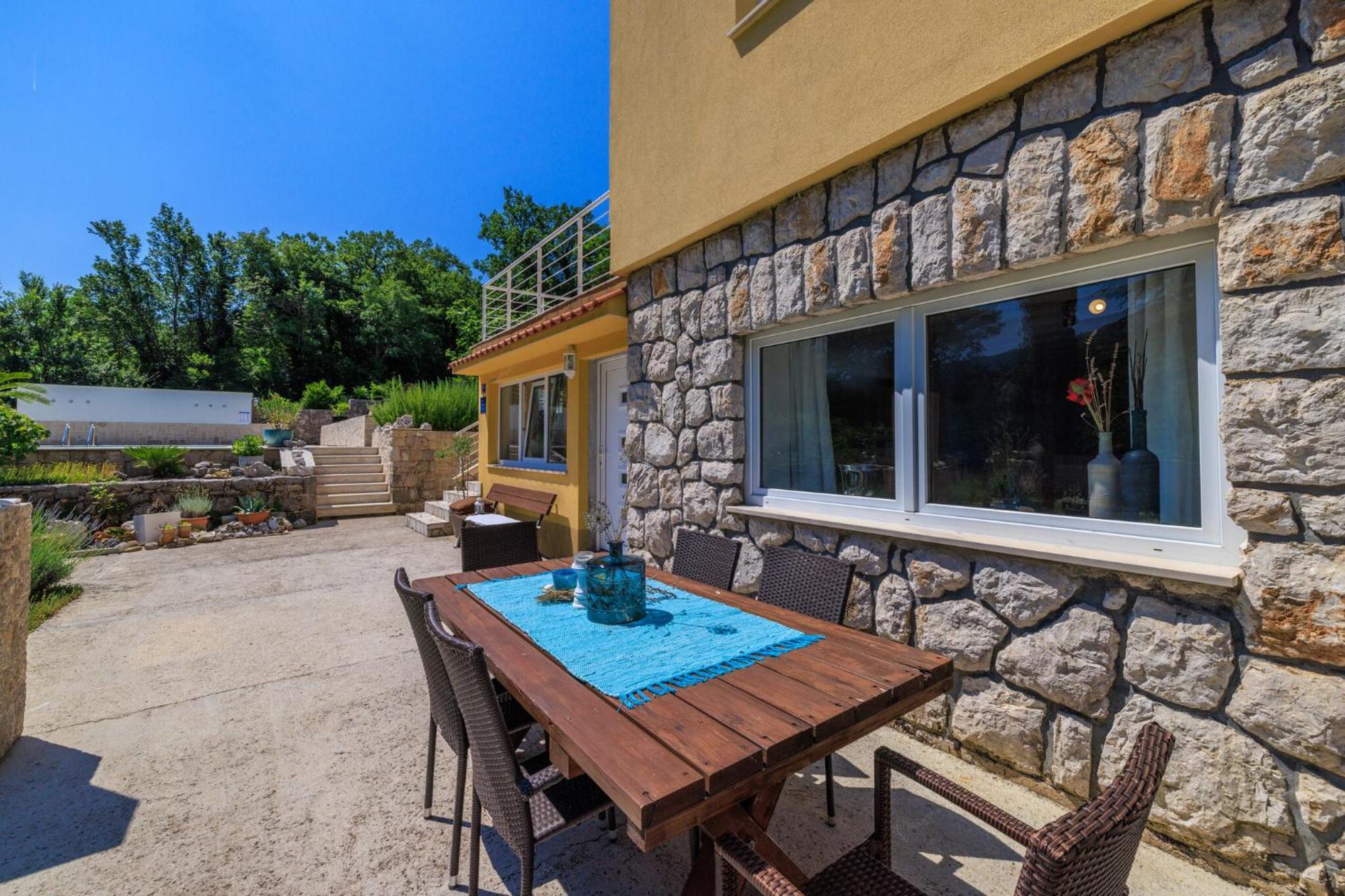 Apartmán Emaris Tribalj  Exteriér fotografie