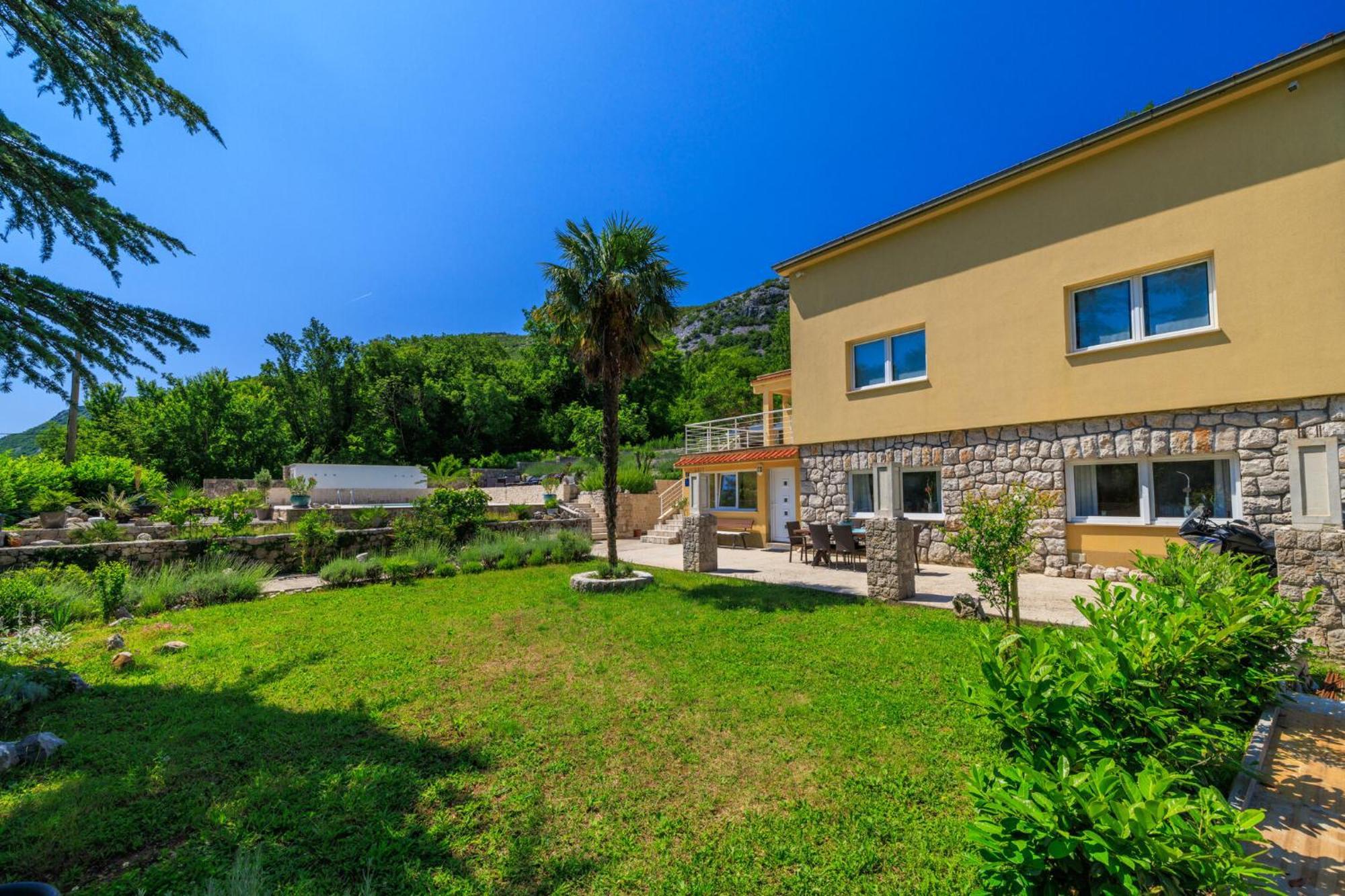 Apartmán Emaris Tribalj  Exteriér fotografie